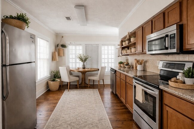 608 Avondale St in Houston, TX - Building Photo - Building Photo