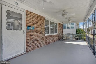 15 N Victoria Ave in Ventnor City, NJ - Building Photo - Building Photo