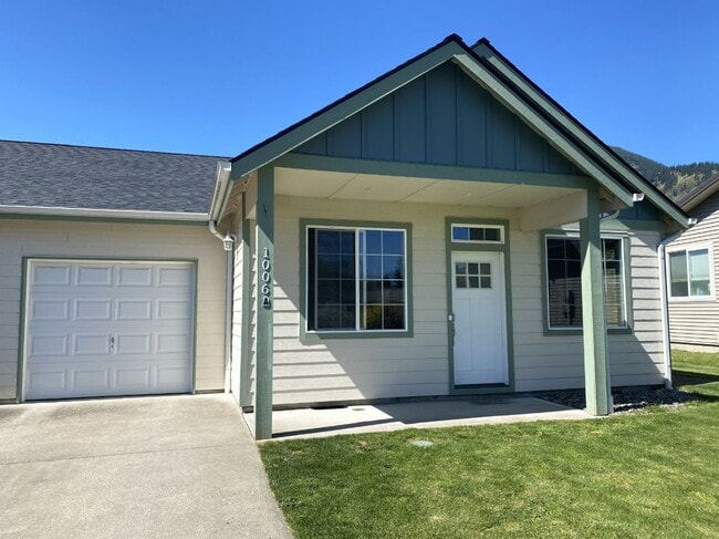 property at 1006 Chenowuth