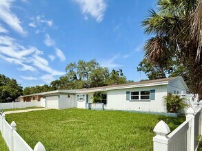 1501 Carlos Ave in Clearwater, FL - Foto de edificio - Building Photo