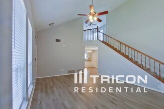 809 Waggoman Rd in Fort Worth, TX - Building Photo - Building Photo