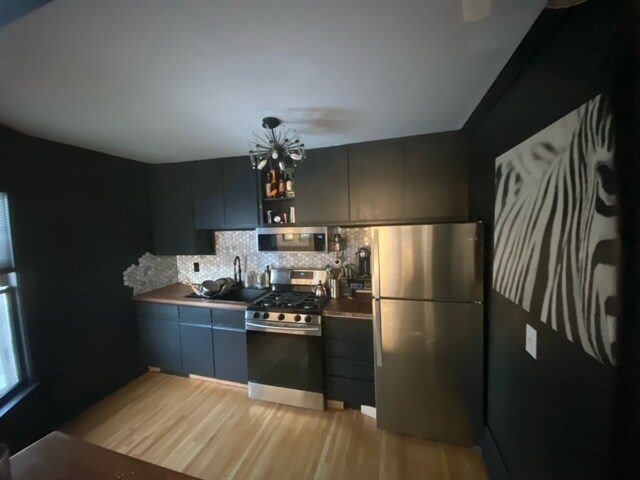 2621 Colfax Ave S, Unit 2 in Minneapolis, MN - Foto de edificio