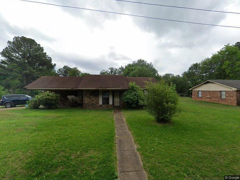 2689 Green Tee Rd in Tupelo, MS - Building Photo