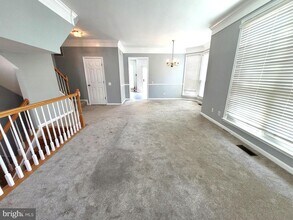 6012 Ricketts Walk in Alexandria, VA - Building Photo - Building Photo