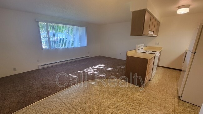 1218 N Greenacres Rd in Spokane Valley, WA - Building Photo - Building Photo