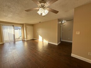 5445 SE 30th Pl in Ocala, FL - Building Photo - Building Photo