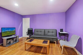 2147 Ridge Ave in Evanston, IL - Building Photo - Building Photo