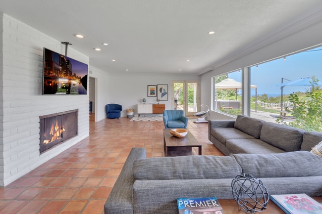 property at 7806 Via Capri