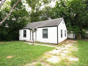 6522 E 5th St in Tulsa, OK - Building Photo - Building Photo