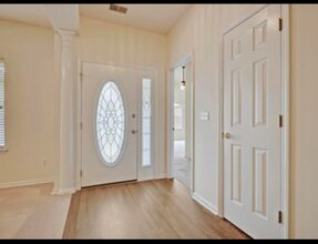 216 N Pembroke Dr in Goose Creek, SC - Building Photo - Building Photo