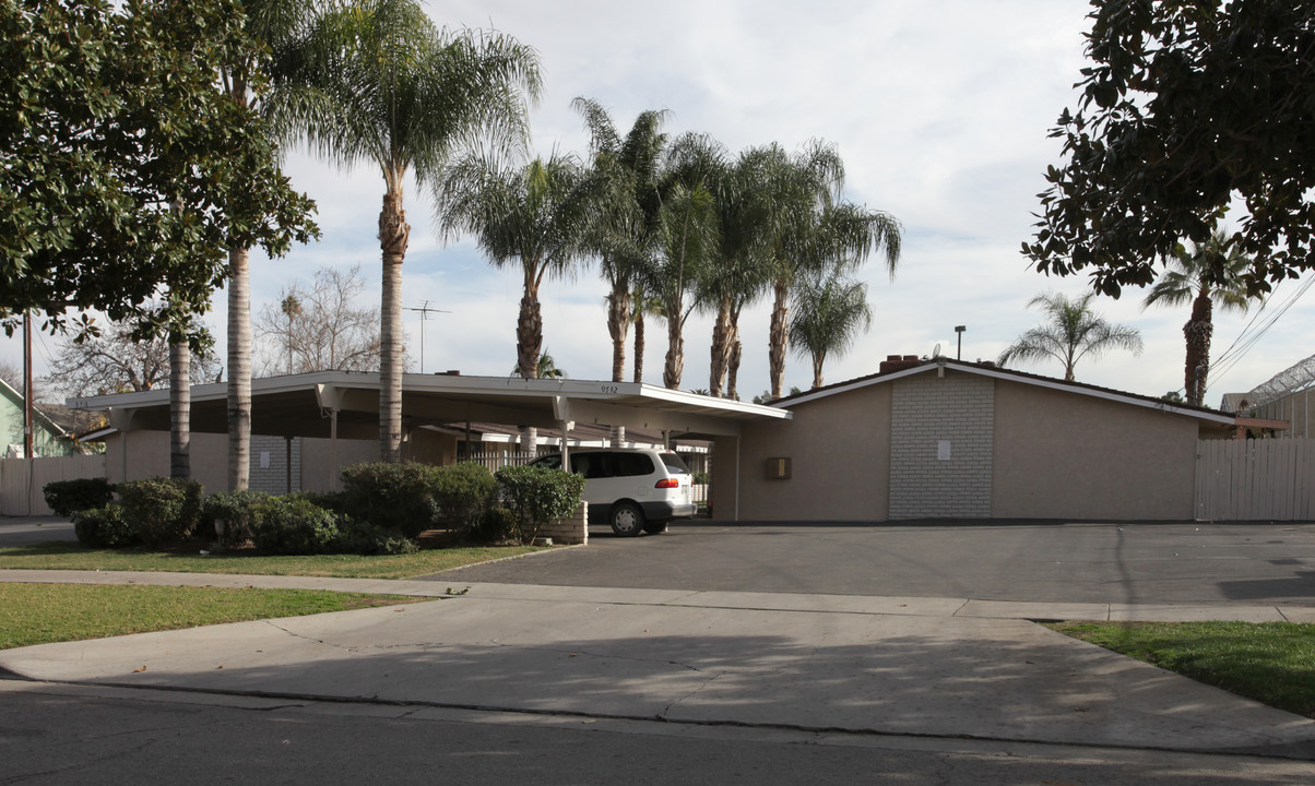 9718 Garfield St in Riverside, CA - Building Photo