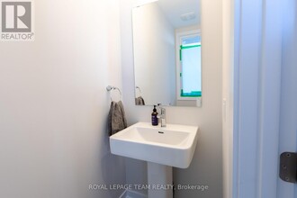 624 ALOPEX Row in Ottawa, ON - Building Photo - Building Photo