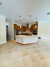 5588 SW Bellflower Ct in Palm City, FL - Building Photo - Building Photo