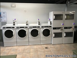 151 Park Dr in Boston, MA - Building Photo - Building Photo