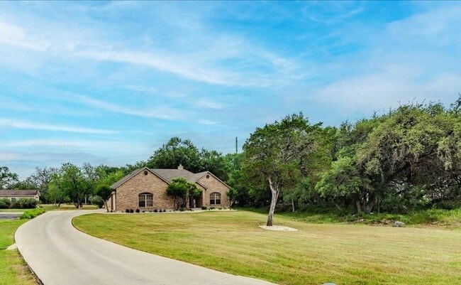 234 Pinnacle Pkwy in New Braunfels, TX - Building Photo - Building Photo