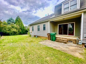 216 S Walker St in Cary, NC - Building Photo - Building Photo