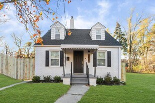 16221 Santa Rosa Dr in Detroit, MI - Building Photo