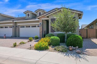 24767 N 171st Dr in Surprise, AZ - Building Photo