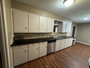 3107 Clinton St in Longview, TX - Building Photo - Building Photo