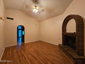 846 El Arco Dr in El Paso, TX - Building Photo - Building Photo