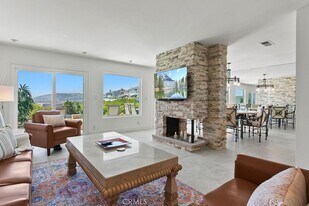 33925 Faeroe Bay in Dana Point, CA - Building Photo
