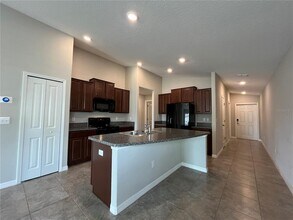 7211 Ozello Trail Ave in Sun City Center, FL - Building Photo - Building Photo