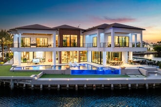 2934 NE 8th Ave in Boca Raton, FL - Building Photo - Building Photo