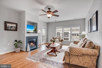 42480 Rockrose Square in Ashburn, VA - Building Photo - Building Photo