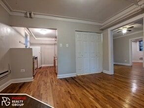 3837 N Greenview Ave, Unit 3839-Garden in Chicago, IL - Building Photo - Building Photo