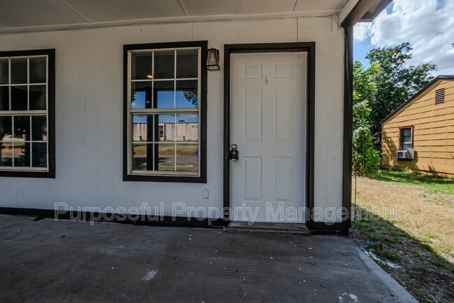 516 Morrison Ave in El Reno, OK - Building Photo - Building Photo