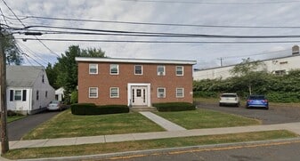 15 Fairfax Ave in West Hartford, CT - Building Photo