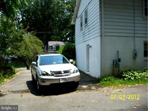 3820 King Arthur Rd in Annandale, VA - Building Photo - Building Photo
