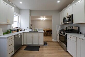 36 Sargent Ave in Somerville, MA - Building Photo - Building Photo