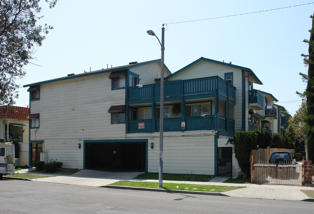 Birchwood Apartments in Santa Ana, CA - Building Photo