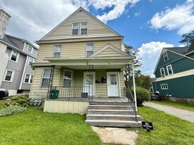 44 Dover St, Unit 2 in Worcester, MA - Building Photo