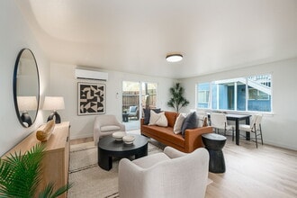 The RidgeLine Apartments in Bend, OR - Building Photo - Building Photo