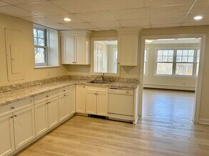 36 Wood St in Concord, MA - Building Photo - Building Photo