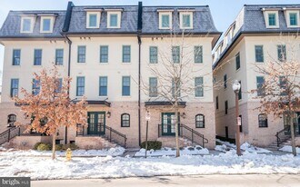 1126 N Stuart St in Arlington, VA - Building Photo