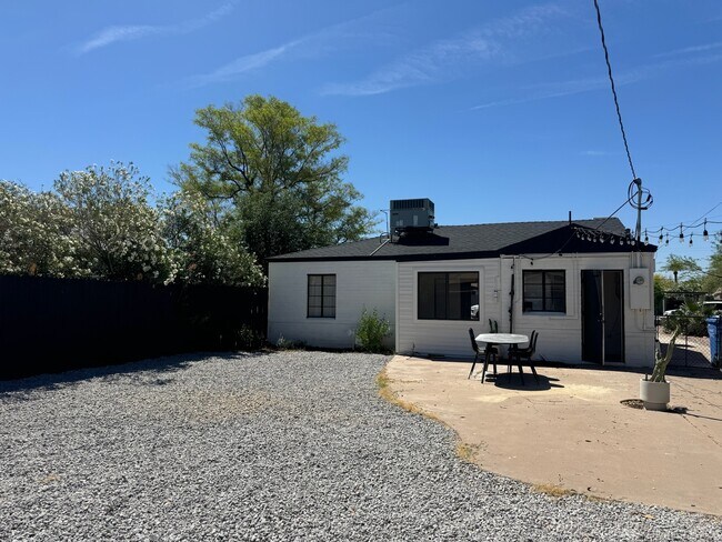 property at 1416 E Granada Rd