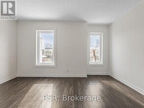 2040 Dundas St W in Toronto, ON - Building Photo - Building Photo