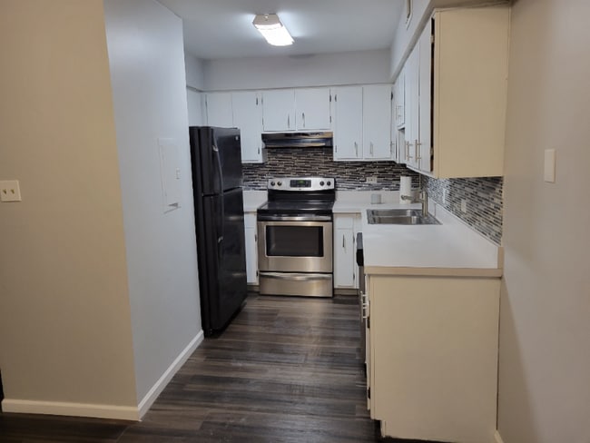 17701 Park Blvd in Lansing, IL - Building Photo - Building Photo