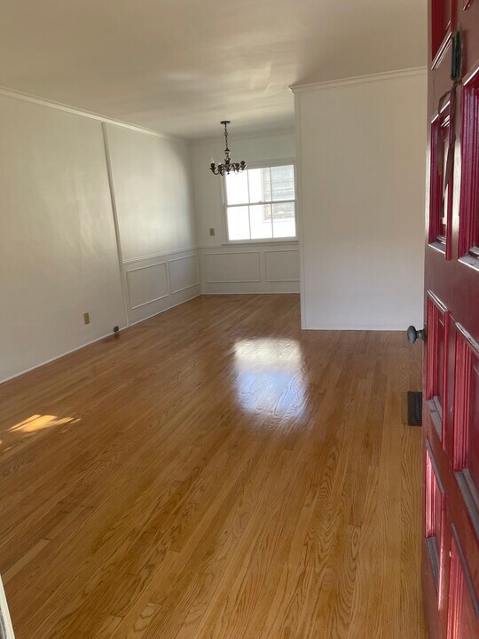 806 N Adams St, Unit A in Glendale, CA - Building Photo