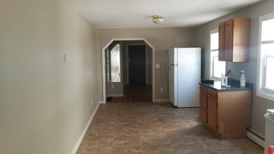 167 Merrimack St, Unit 1 in Manchester, NH - Foto de edificio - Building Photo