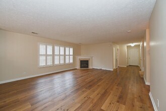 110 Trail Ridge Way in Hendersonville, TN - Building Photo - Building Photo