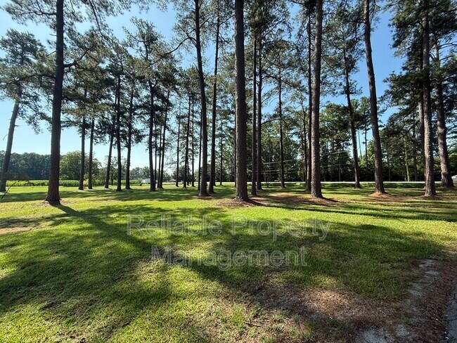 1263 US-70 ALT in Selma, NC - Building Photo - Building Photo