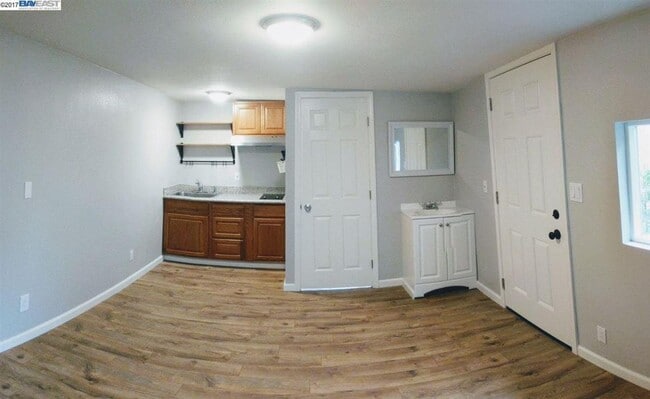 652 3rd St, Unit Studio in Richmond, CA - Building Photo - Building Photo