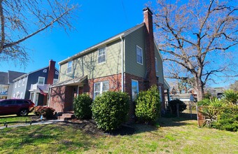 300 Russell St in Portsmouth, VA - Building Photo - Building Photo