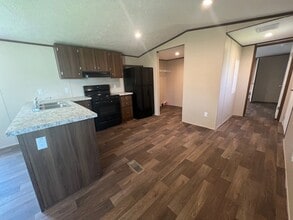 5650 LA-1 in Natchitoches, LA - Building Photo - Building Photo