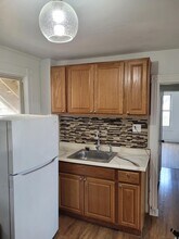 366 North St, Unit #2 in Middletown, NY - Foto de edificio - Building Photo