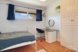 10945 Lawrie Crescent in Delta, BC - Building Photo - Building Photo